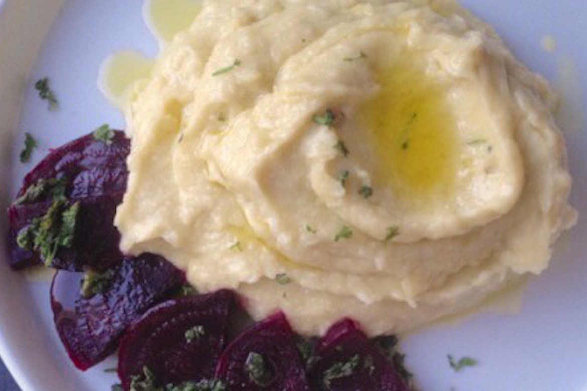 Skordalia's Vegan Appeal: A Healthy Mediterranean Dip for Lent Meals